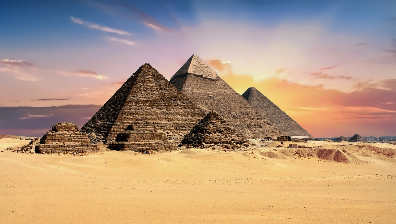 The Enigma of the Ancient Egyptian Knowledge of Geometry